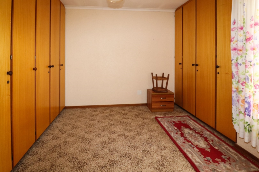 2 Bedroom Property for Sale in Oudorp North West